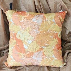 NWOT Rodeo Home Orange Yellow White Palm Leaves Throw Pillow